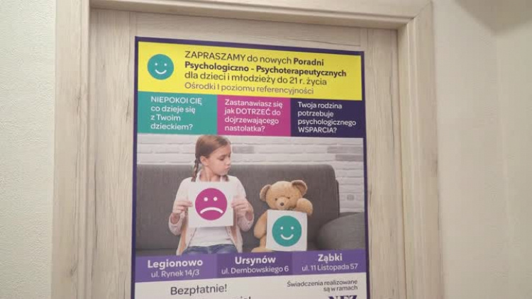 962795351_psycholog_uzaleznienie_telefon_2_s.mp4