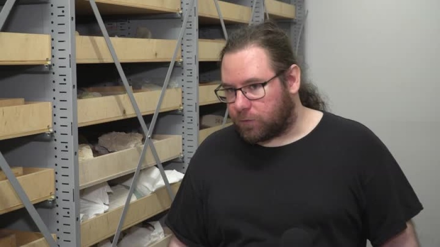 712543460-szczygielski-pradawane-wirusy-1-s.mp4